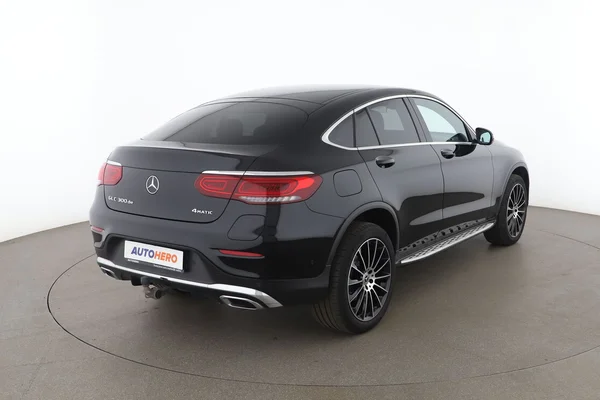 Mercedes-Benz GLC-Klasse (2022) — foto 12 van 16