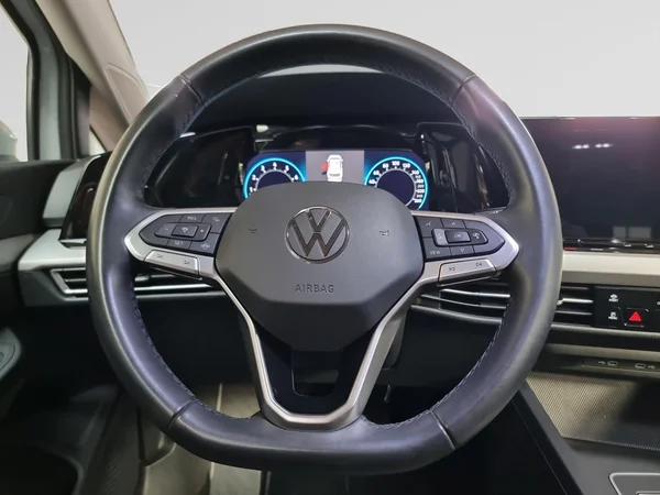 VOLKSWAGEN Golf VIII SW (2024) — foto 5 van 23
