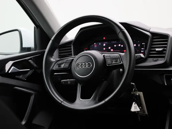Audi A1 Sportback (2023) — foto 29 van 39