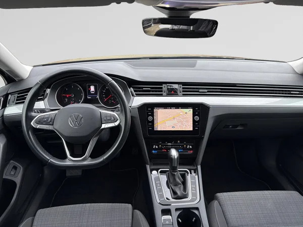 VOLKSWAGEN Passat Variant (2021) — foto 3 van 24