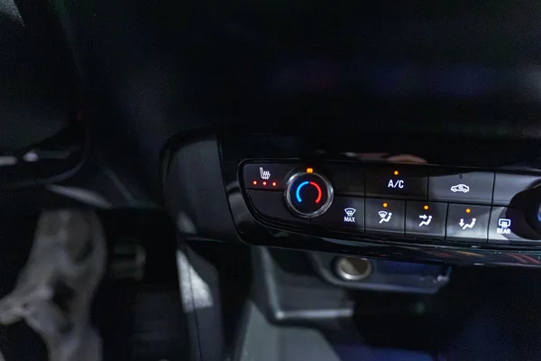 Opel Corsa (2022) — foto 9 van 21