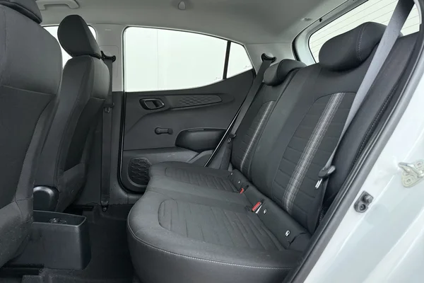 Hyundai i10 (2024) — foto 18 van 19