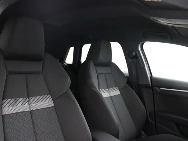 AUDI A3 Sportback (2025) — foto 18 van 18