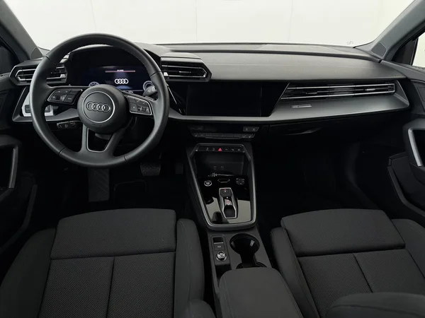 AUDI A3 Sportback (2025) — foto 13 van 18