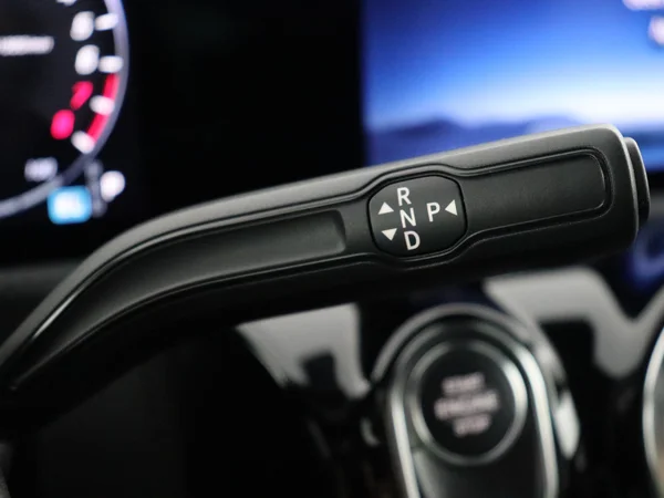 MERCEDES A 250 (2023) — foto 4 van 32