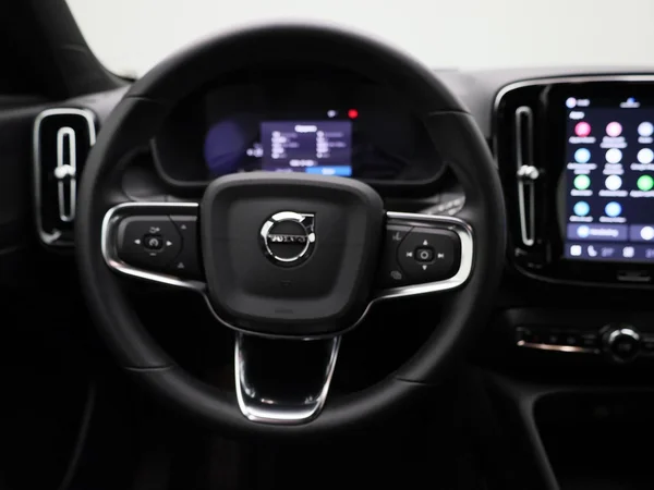 Volvo XC40 (2023) — foto 39 van 41