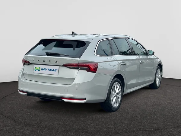 SKODA Octavia Combi (2025) — foto 5 van 11