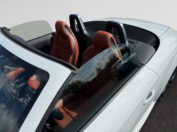 AUDI TT Roadster (2021) — foto 11 van 23