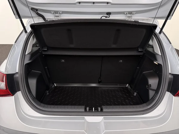 HYUNDAI i20 (2022) — foto 8 van 25