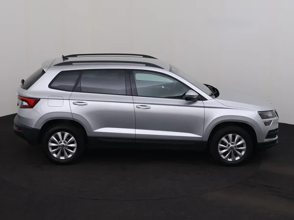 SKODA Karoq (2021) — foto 22 van 26
