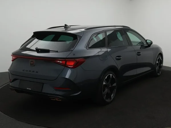 CUPRA Leon Sportstourer (2023) — foto 12 van 26