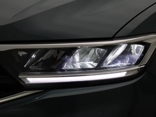 Volkswagen T-Roc (2023) — foto 9 van 42