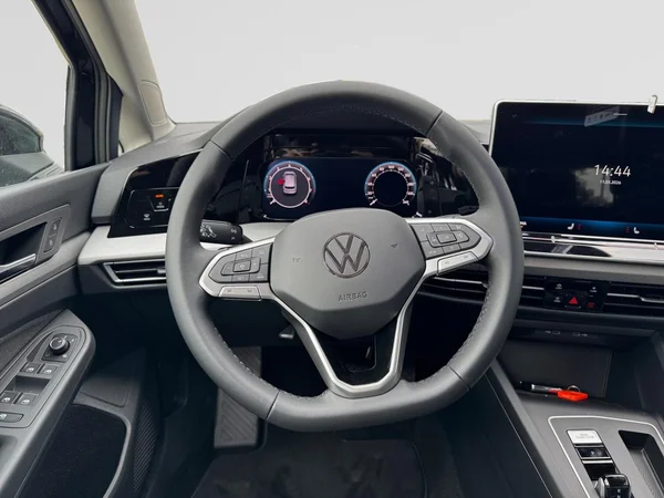VOLKSWAGEN Golf VIII (2026) — foto 7 van 24