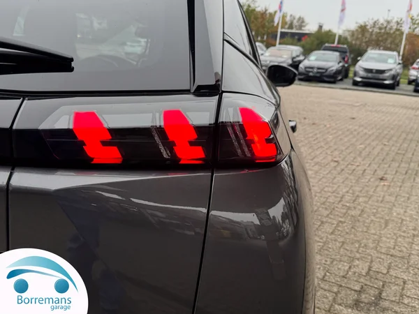 Peugeot 2008 (2023) — foto 45 van 45