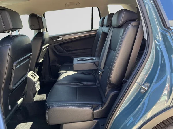 VOLKSWAGEN Tiguan Allspace Dsl (2020) — foto 18 van 22