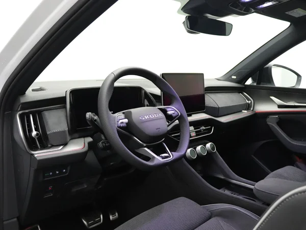 SKODA Kodiaq (2026) — foto 2 van 24