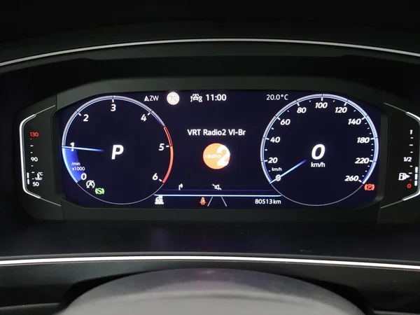 VOLKSWAGEN Tiguan Dsl (2021) — foto 7 van 33