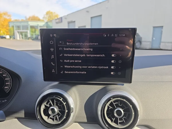 AUDI Q2 (2025) — foto 10 van 21