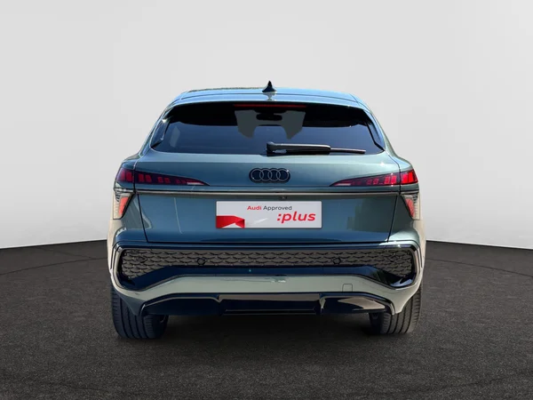 AUDI Q3 Sportback (2026) — foto 9 van 16