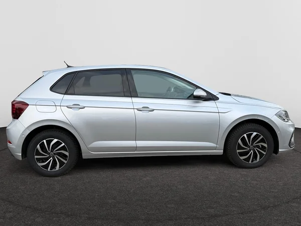 VOLKSWAGEN Polo (2024) — foto 20 van 22
