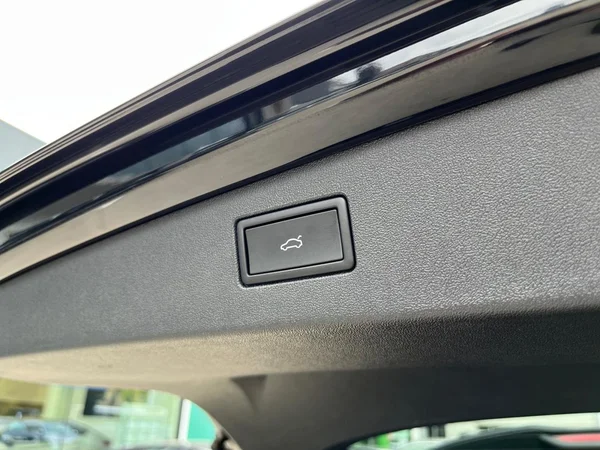 VOLKSWAGEN Tiguan (2025) — foto 17 van 22