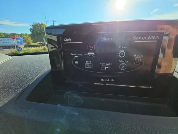AUDI Q3 (2017) — foto 13 van 24