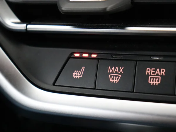 BMW X4 (2022) — foto 18 van 29