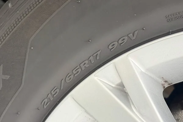 Volkswagen Tiguan (2022) — foto 19 van 37