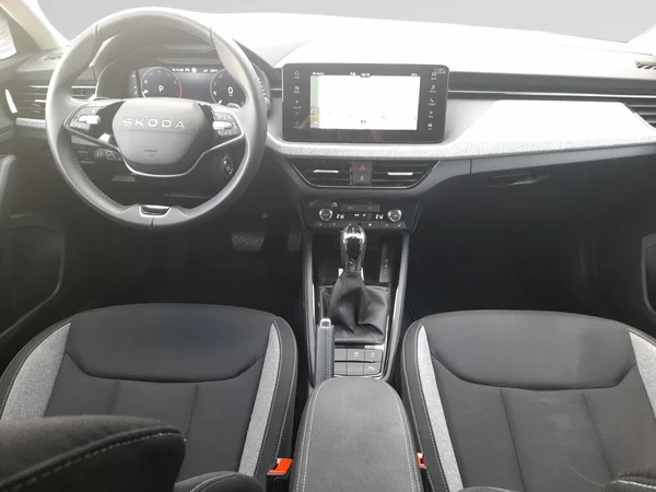 SKODA Scala (2025) — foto 7 van 23