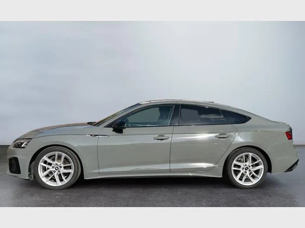 AUDI A5 Sportback (2021) — foto 35 van 37