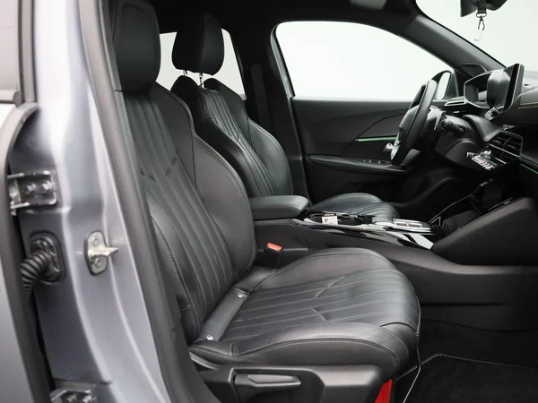 Peugeot 2008 (2022) — foto 29 van 43
