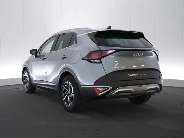 Kia Sportage (2024) — foto 12 van 22
