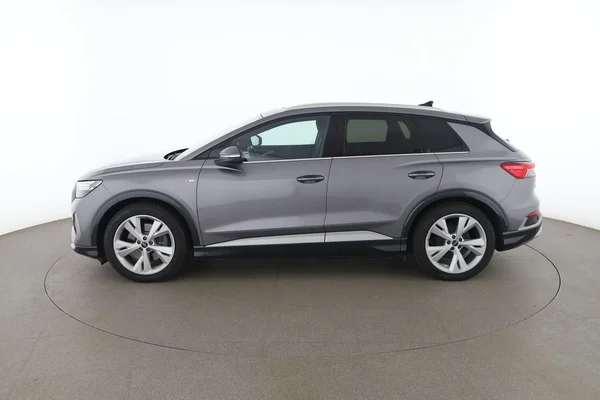 Audi Q4 (2021) — foto 9 van 16