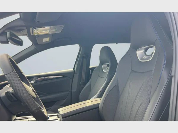 Volkswagen Passat Variant eHybrid (2026) — foto 5 van 24