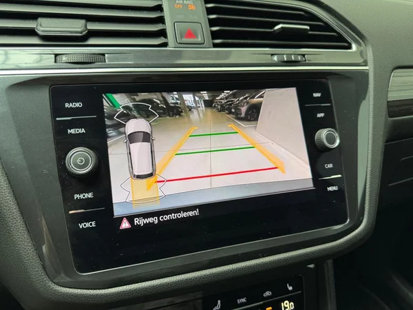 VOLKSWAGEN Tiguan Allspace (2023) — foto 19 van 19