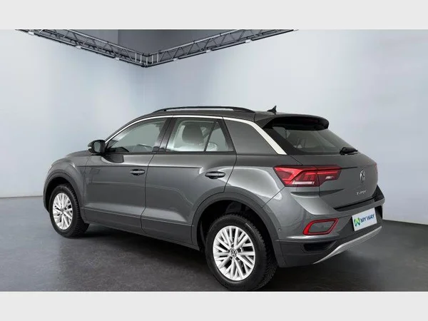 Volkswagen T-Roc (2024) — foto 19 van 22