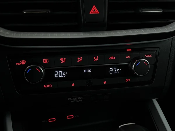 SEAT Arona (2021) — foto 17 van 27