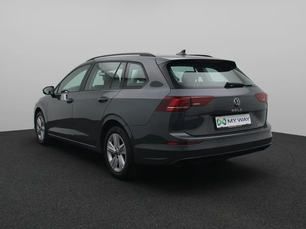 VOLKSWAGEN Golf VIII SW (2025) — foto 8 van 14