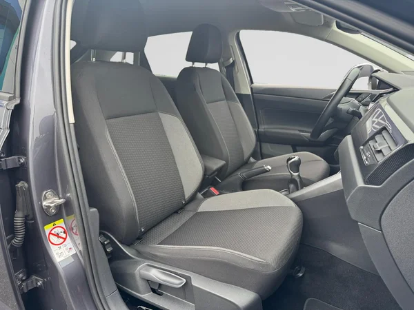 VOLKSWAGEN Taigo (2024) — foto 4 van 15