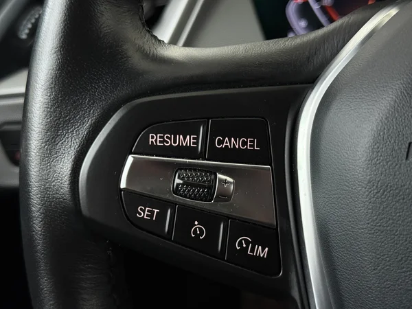 BMW 1-SERIE (2022) — foto 9 van 30