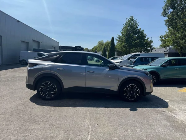 Peugeot 3008 (2025) — foto 15 van 17