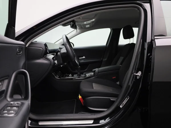 Mercedes-Benz A-Klasse (2021) — foto 42 van 42