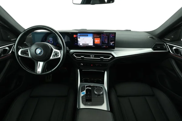 BMW i4 (2023) — foto 3 van 16