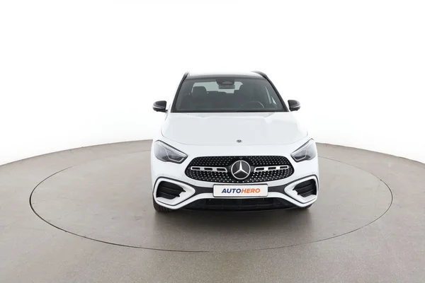 Mercedes-Benz GLA-Klasse (2024) — foto 15 van 16