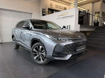 MG HS