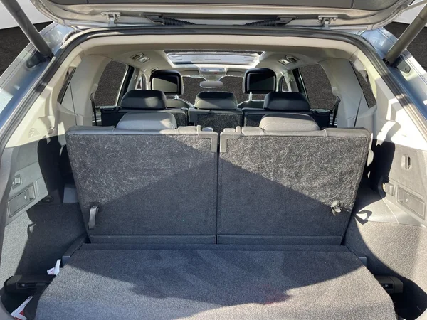 VOLKSWAGEN Tiguan Allspace Dsl (2019) — foto 17 van 21