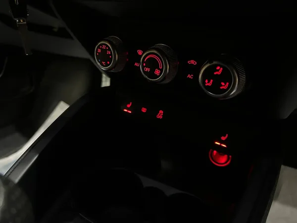 1115_97af25f6-ce67-4301-8db4-eb3da807175e_2011-11.webp