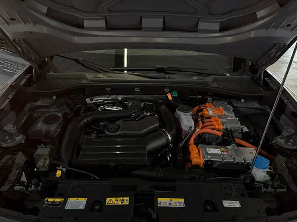 CUPRA Formentor e-Hybrid (PHEV) (2025) — foto 23 van 24