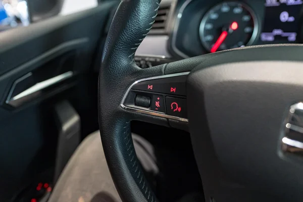 SEAT Arona (2018) — foto 17 van 32