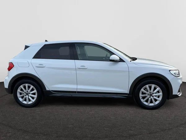 AUDI A1 Allstreet (2025) — foto 37 van 37